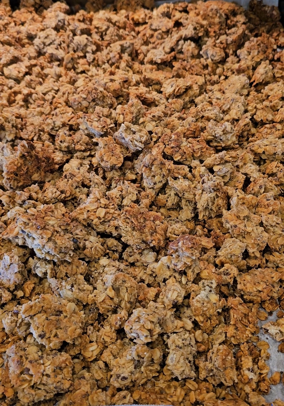 Simple Homemade Granola